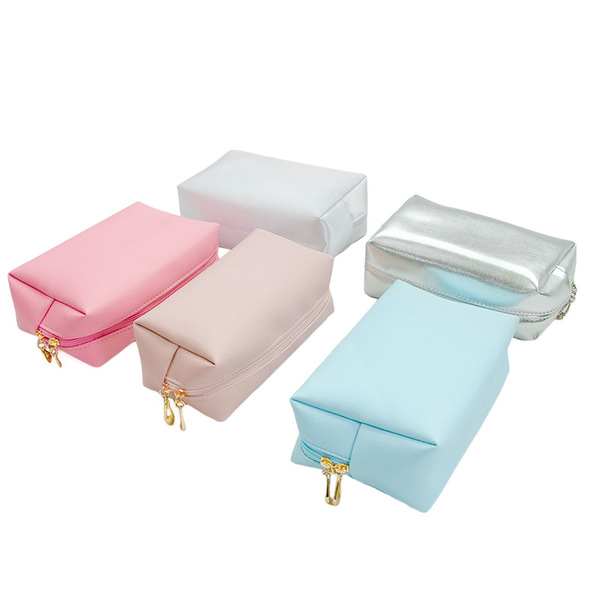 Capacious cosmetic bag