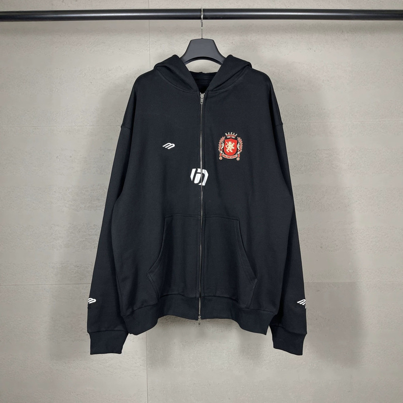 Correct Version High-Quality 2024 New Model Manchester United Football Logo Embroidered Zip-Up Hoodie Correct Version High-Quality 2024 New Model Manchester United Football Logo Embroidered Zip-Up Hoodie