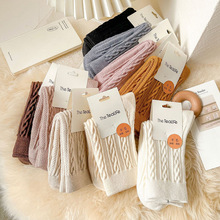 加厚羊毛麻花袜子女中筒袜ins潮秋冬季黑白色复古保暖毛圈堆堆袜