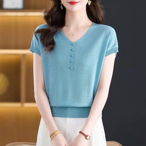 【Instant Stock Release】Summer New Solid Color Lyocell Tencel V-Neck T-Shirt for Women, Stylish Loose and Slim-Fitting Knit Short