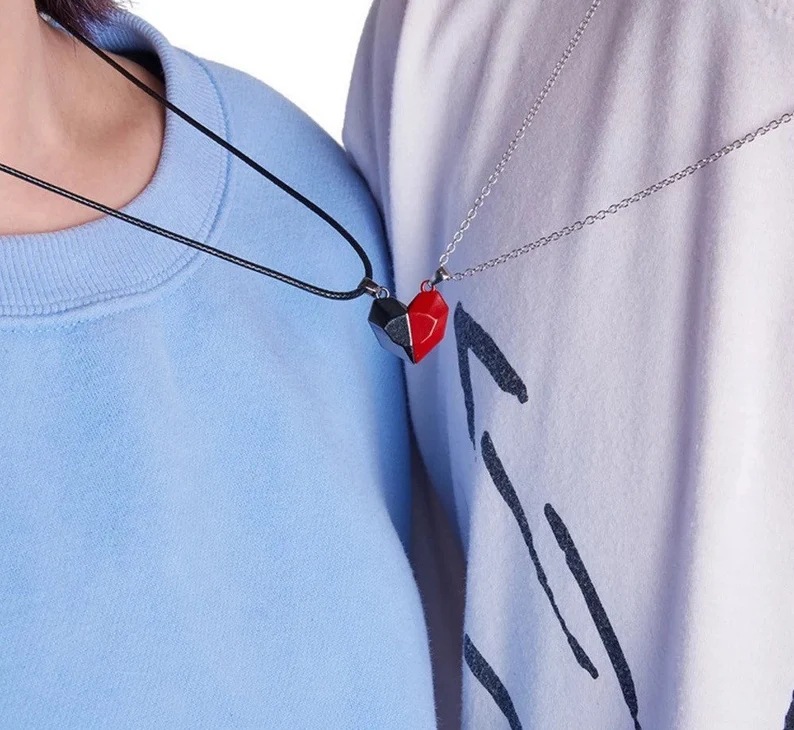 Heart Shape Pattern Fashion Heart Shape Alloy Plating Couple Pendant Necklace 2 Pieces