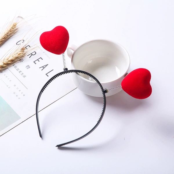 Headband heart-shaped