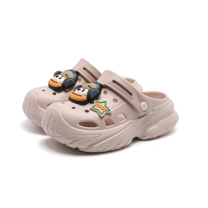 Pisando la mierda, zapatos con agujeros, zapatillas de mujer, zapatos de verano Baotou, zapatos de playa para niñas, sandalias eva al por mayor