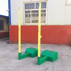 健身路径;球柱、球架;跑道草坪