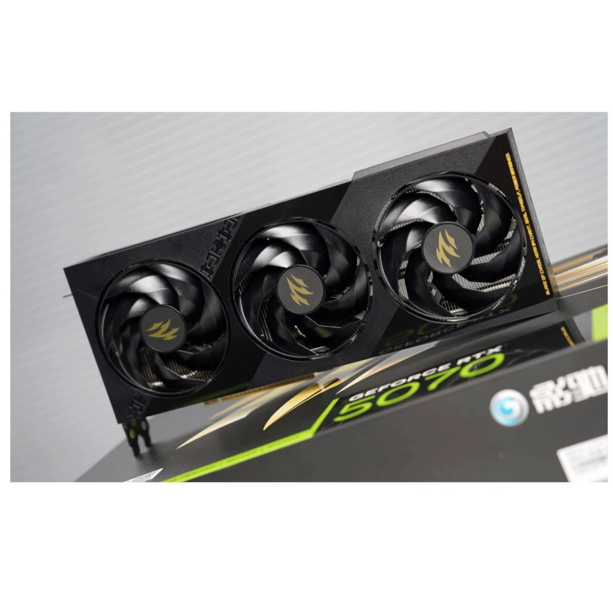 GALAXY/Chi графическая карта RTX 5070 12G DDR7 FLOUR бренд новый