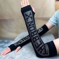 日焼け止め袖カバーの女性の腕カバーの秋冬の長いタイプの明るいドリルの指のニットの手袋の厚い保温の冬休みの袖