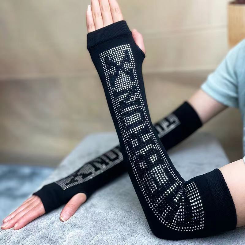 Sunscreen Sleeves Women's Arm Covers Autumn and Winter Long Bright Diamond Exposed Knitted Gloves Thickened Warm Winter Vacation Sleeves