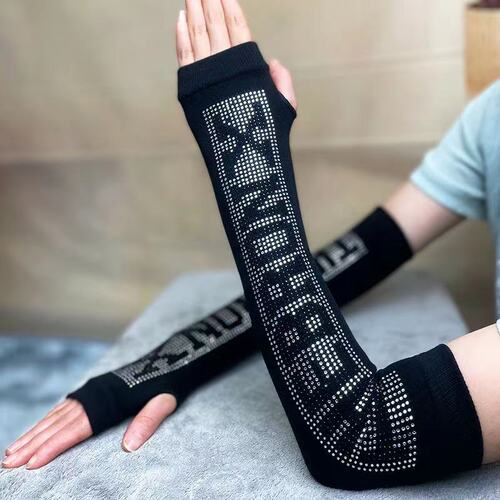 Sunscreen Sleeves Women's Arm Covers Autumn and Winter Long Bright Diamond Exposed Knitted Gloves Thickened Warm Winter Vacation Sleeves