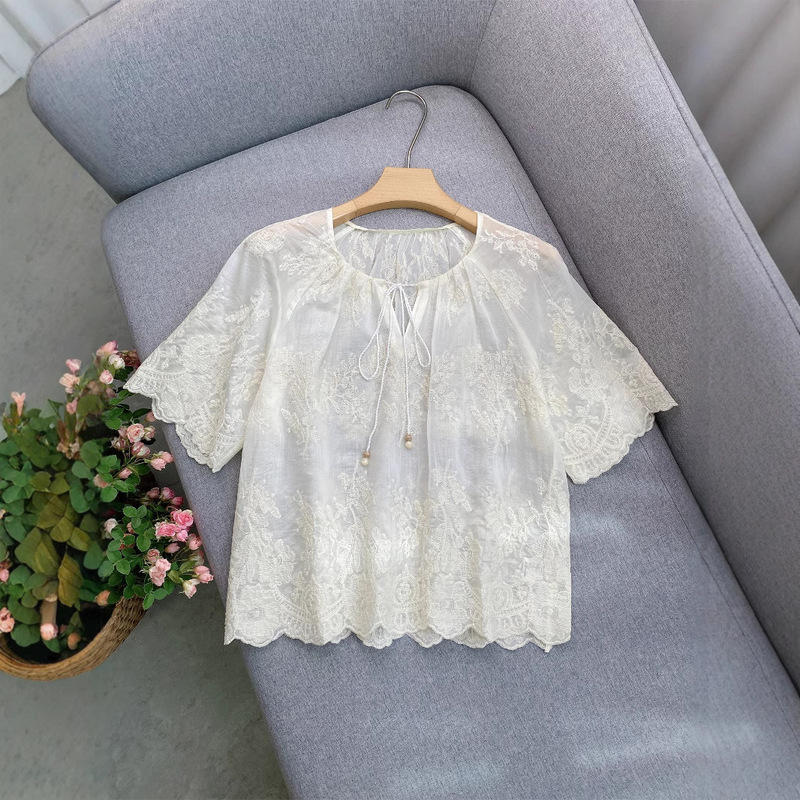 2025 New Summer Style Off-White Heavy Floral Lace Embroider Crocheted Lace-Up Short-Sleeved Shirt Tops for Women