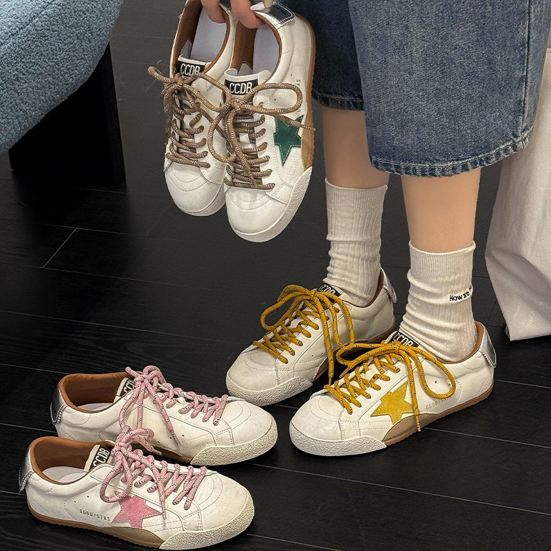 Genuine Leather Vintage Star-Patterned White Sneakers for Women, 2026 Spring New Korean-Style Casual Sneakers, High-Quality German Training Shoes Genuine Leather Vintage Star-Patterned White Sneakers for Women, 2026 Spring New Korean-Style Casual Sneakers, High-Quality German Training Shoes