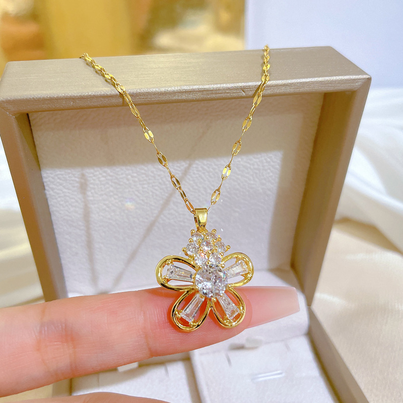 Sweet Flower Stainless Steel Copper Inlay Artificial Gemstones Pendant Necklace 1 Piece