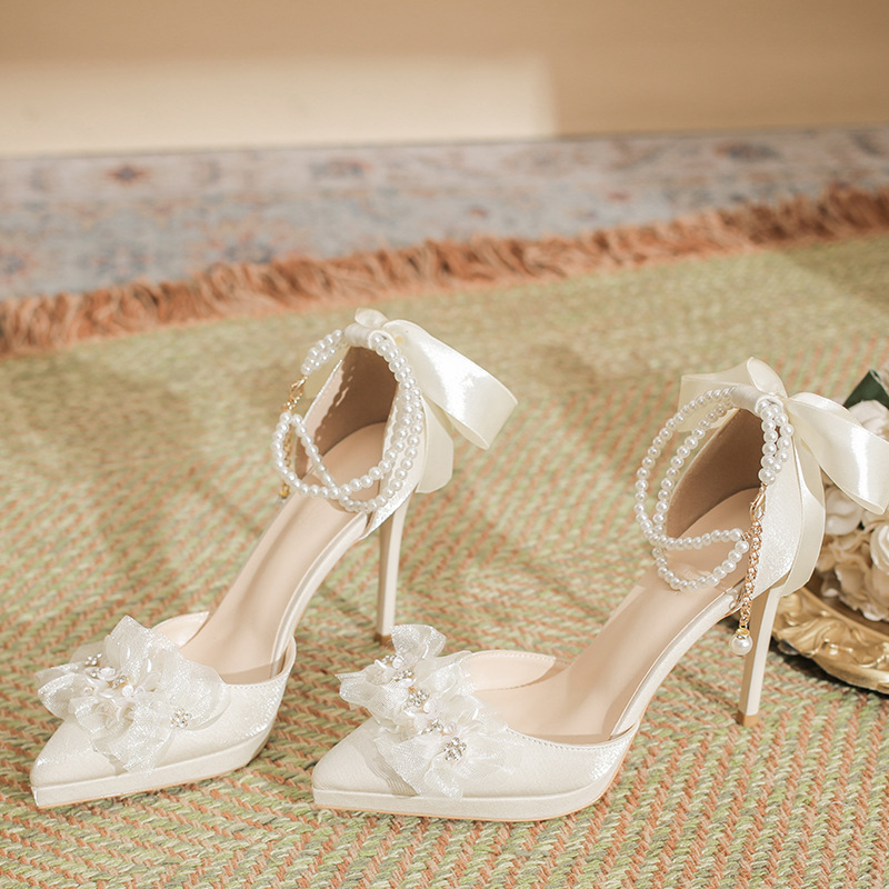 2026 New Style Bow-Tie Strap Hollow Shoes for Women, Stiletto Heel, Closed Toe, Shallow Mouth, Waterproof Platform, Bridal Wedding Shoes