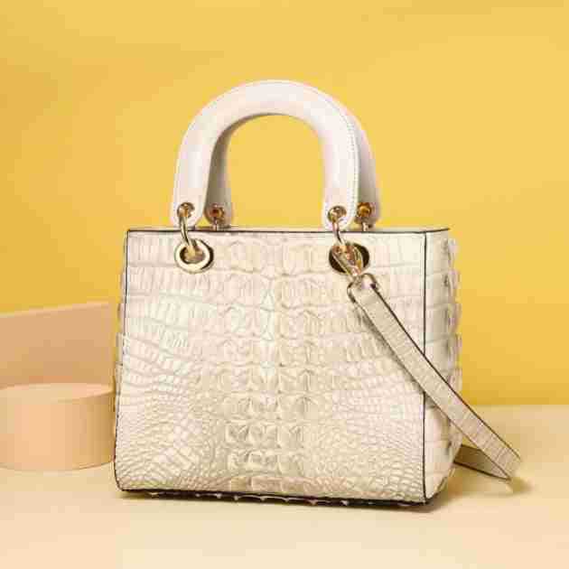Túi xách nữ Lady Dior họa tiết xương cá sấu – thiết kế satchel quai xách tay, đeo chéo chi tiết 7