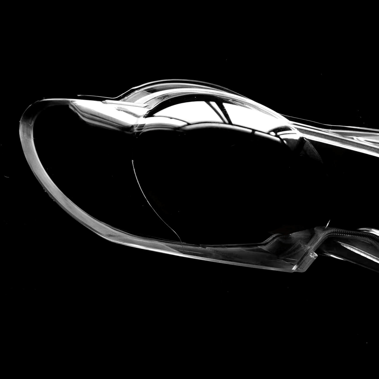 Suitable for 08-11 Jaguar XF headlight cover Jaguar old XFL headlight cover bottom shell XF headlight cover