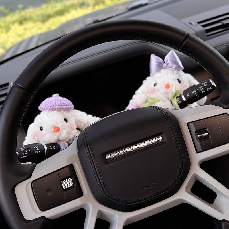 Cute conejo coche muñeca muñeca interior limpiaparabrisas luces de dirección muñeca decoración decoración de alta calidad 2025 nuevo
