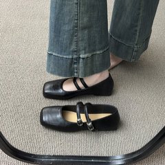 フランス式の晩風の茶色の靴の女性2025新型の春と秋の平底の気質のアンドロメダの角の頭の浅い口のメアリー珍の靴