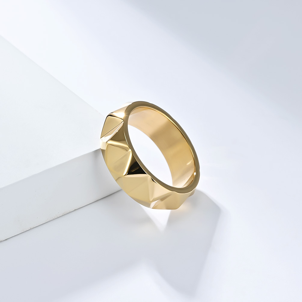 Kegelvormige ring van titaniumstaal voor mannen, populaire stijl, gepersonaliseerd zelfverdedigingsring, messing boksbeugel, roestvrij staal_voghion.com