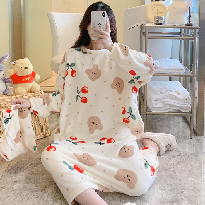 Otoño y invierno pijamas de mujer con bolsas de tela pijamas de franela caliente cuello redondo dulce camisa de coral ropa para el hogar