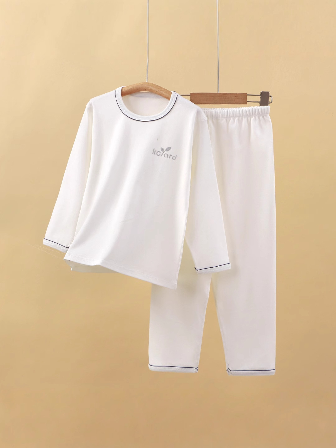 Nuevo pijama primavera y otoño conjunto de ropa casera relajada clase A nuevo pijama para niños y niñas ropa casera de algodón