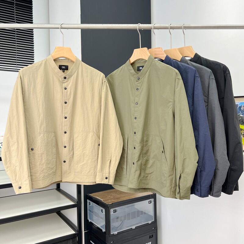Japanese Designer Lightweight Micro-Pleated Quick-Dry Breathable Men's Outdoor Casual Stand-Collar Loose Thin Jacket Shirt