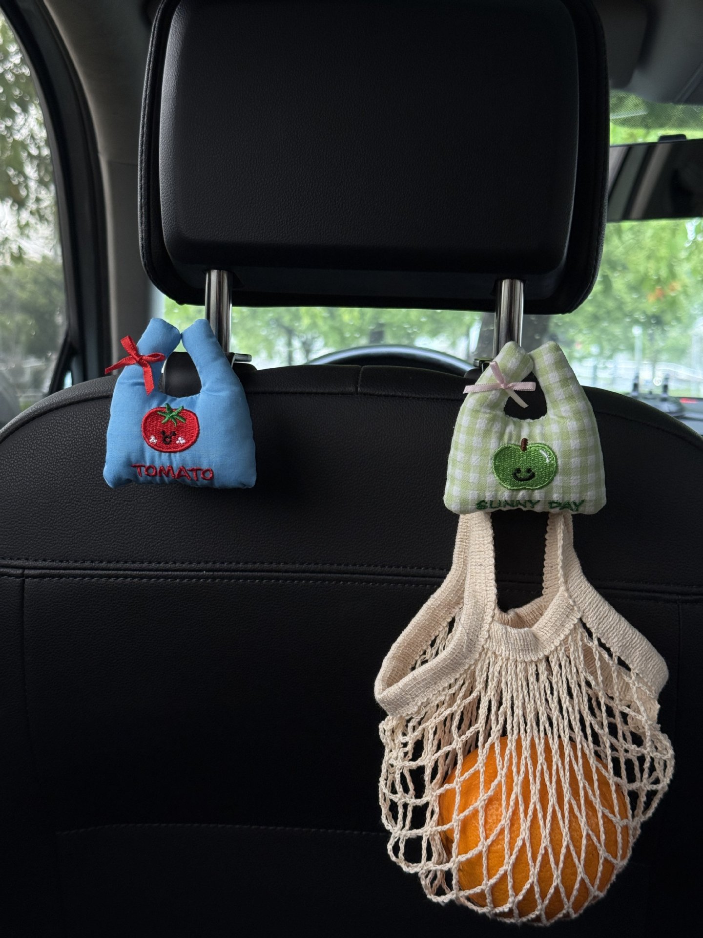 Car-mounted hook for in-car creative multifunctional storage, fruit shopping bag, tote bag hook for neat organization