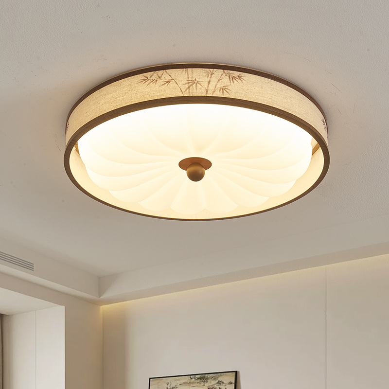 New Chinese style ceiling light with antique design, solid wood and fabric upholstery, round, 51cm, full spectrum, eye-friendly, suitable for bedrooms, studies, and living rooms.