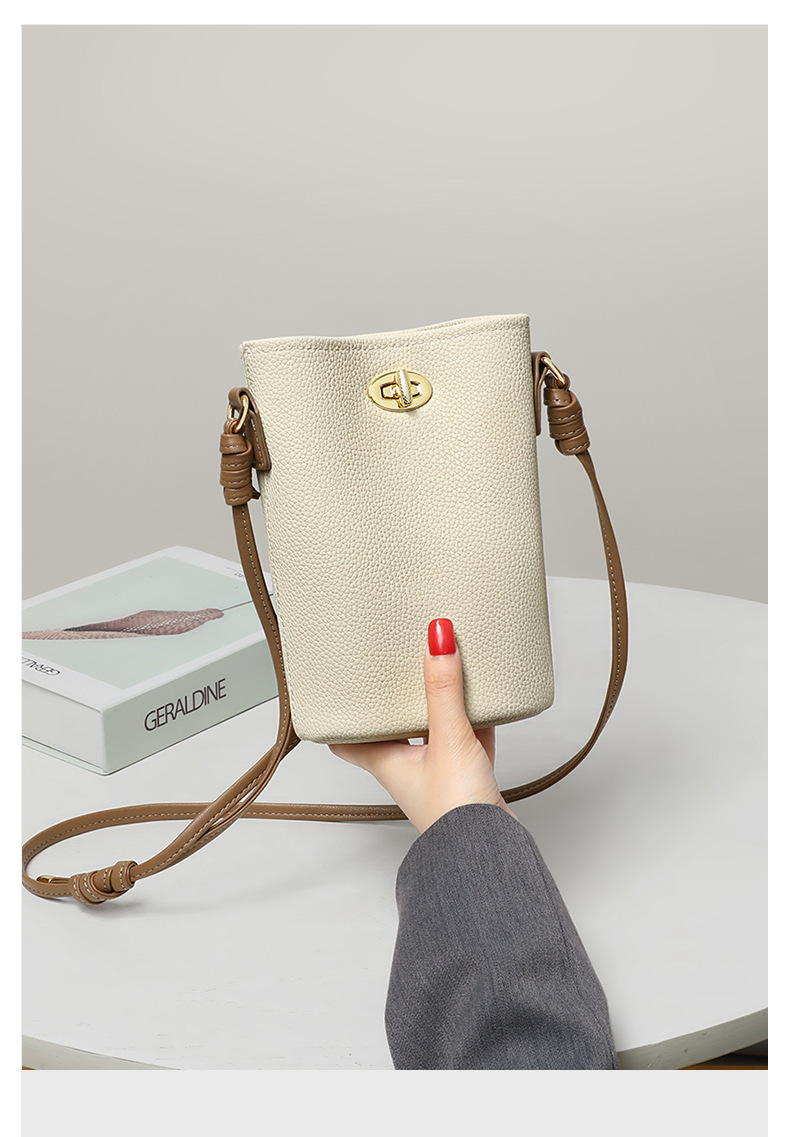 Sac à bandoulière en cuir véritable pour téléphone portable, petite taille, nouvelle bandoulière de grande capacité, sensation haut de gamme pour femmes, seau en cuir de vache, 2024_voghion.com