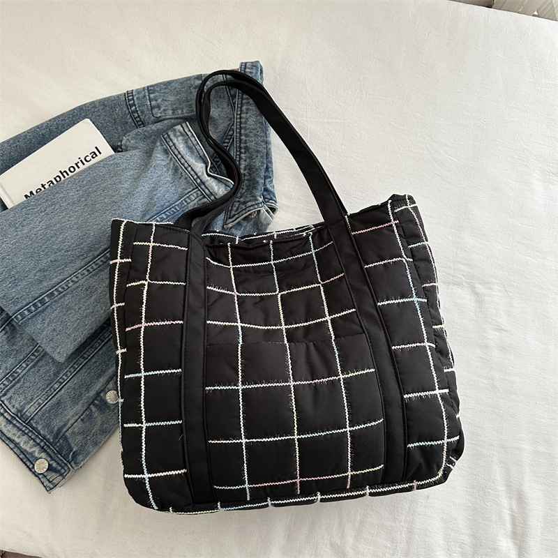 Bolsas de moda de gran capacidad de invierno 2024 nuevos versátiles este año populares bolsas de viaje coreanas para mujeres