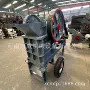 移动式移动模式驱动碎石机