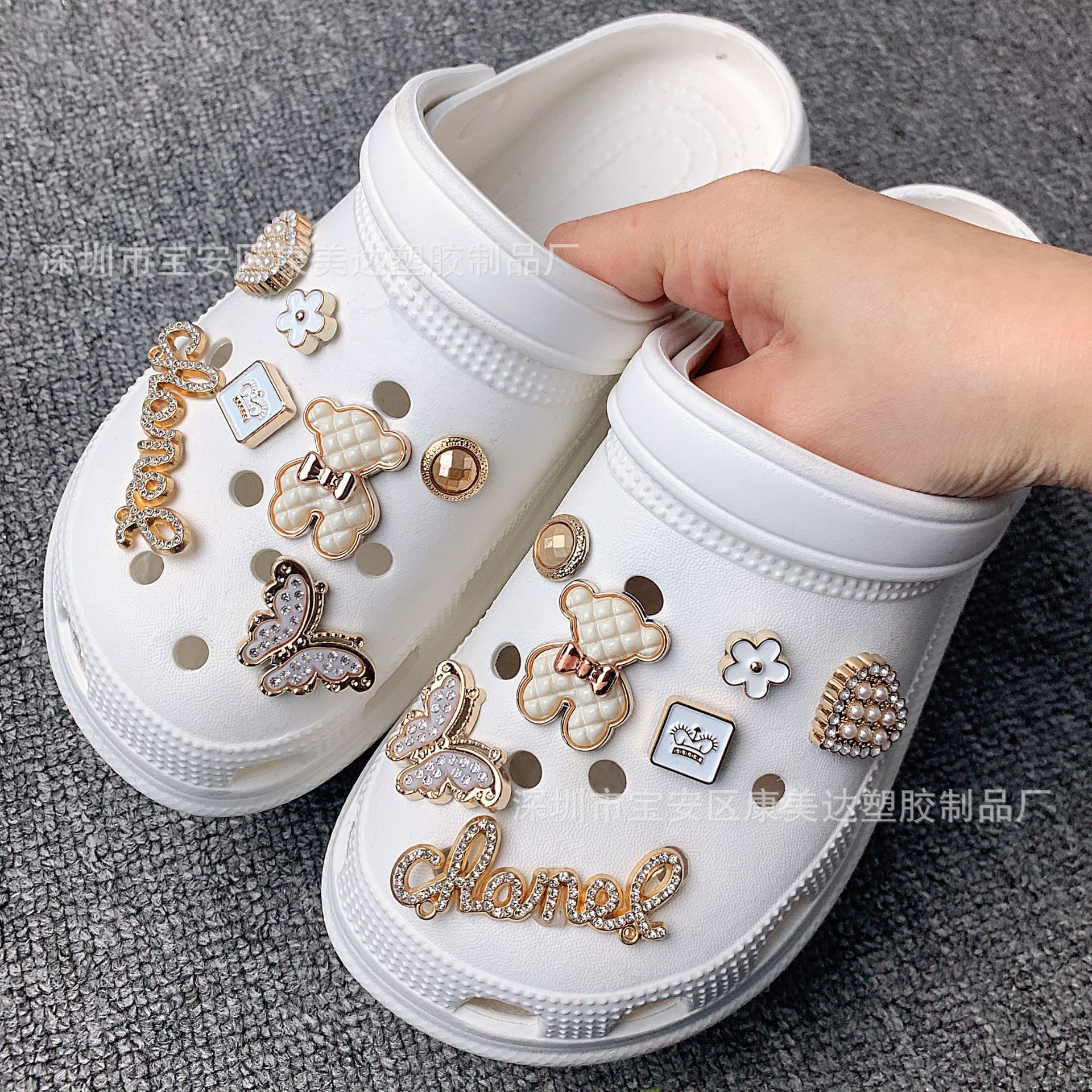 K160-Double 화이트 베어 알파벳 세트 (신발 없음)