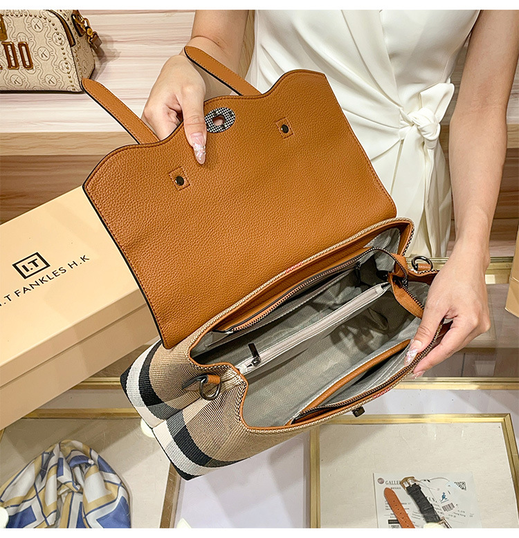 Túi tote nữ họa tiết kẻ sọc phong cách Hồng Kông, quai xách tay và đeo chéo, dung tích lớn — màu nâu chi tiết 12