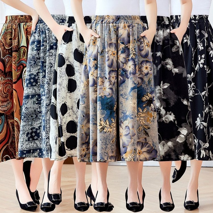 Black polka dot cropped wide-leg culottes, summer thin style, elastic waist, loose and slimming, casual pants for mothers