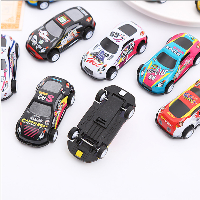 Coche de juguete para niños Niño coche avión mini plástico creativo Tire hacia atrás aleación modelo de carreras Premio 3 años de edad