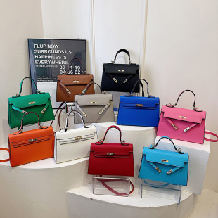 ���Ѓ��ŕr�Іμ�С��������Ů�����s���|�LС���L������������Ů