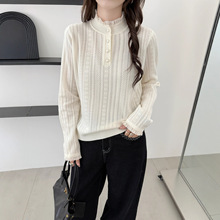 嘉兴濮院工厂欧根纱细羊毛半高领纽扣蕾丝打底衫秋冬针织毛衣女装