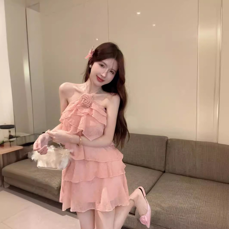 Pure Desire Elegant Ruffled Design Sense Neck Hanging dress Fashion Spice Girls Backless Strap Flower Multi-Layer Cake Skirt