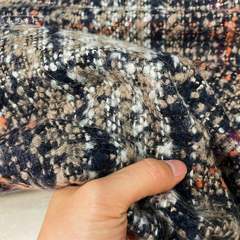 秋冬款高含毛格子布料 毛呢格纹花呢大衣时装面料 毛感蓬松厚实