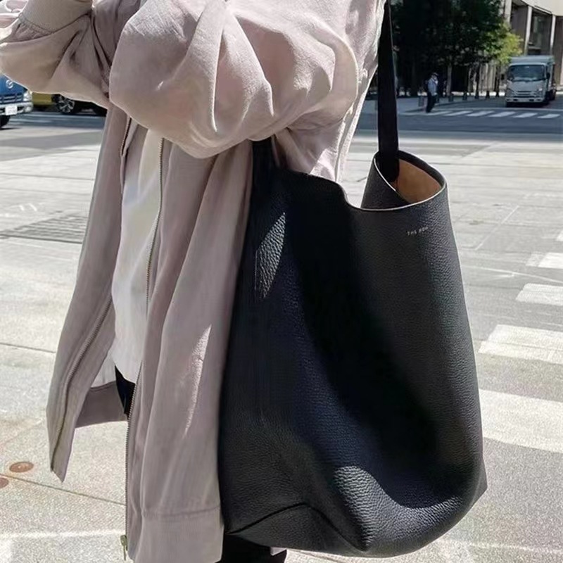 The Row真皮大容量通勤托特包高級感頭層牛皮水桶包單肩手提包女
