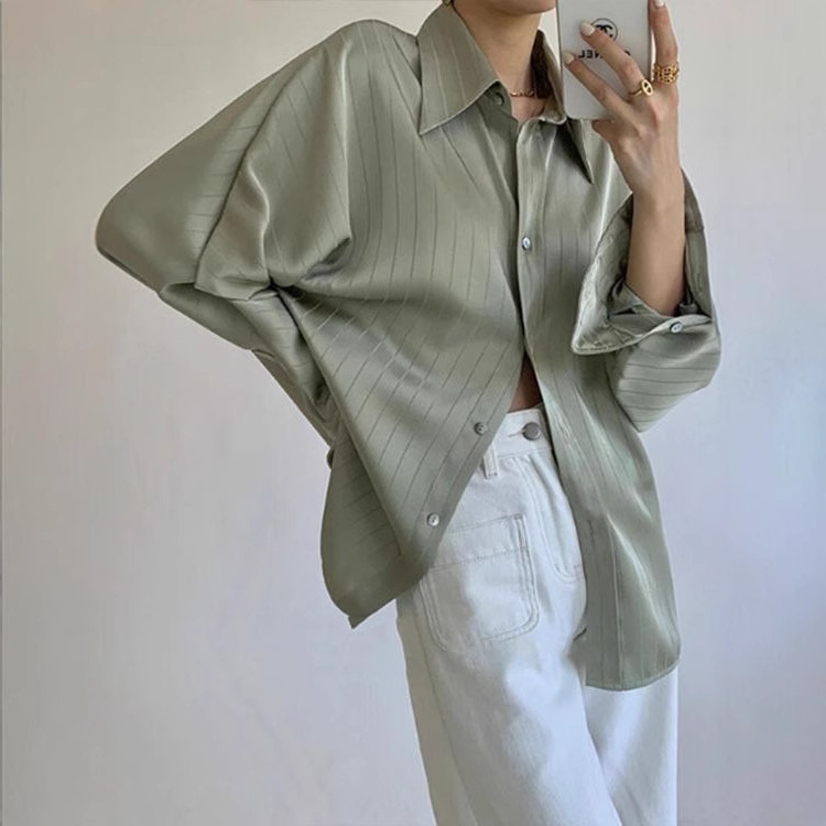 Mature Design Style Women's Spring and Summer New Texture Loose Classic Striped Shirt
