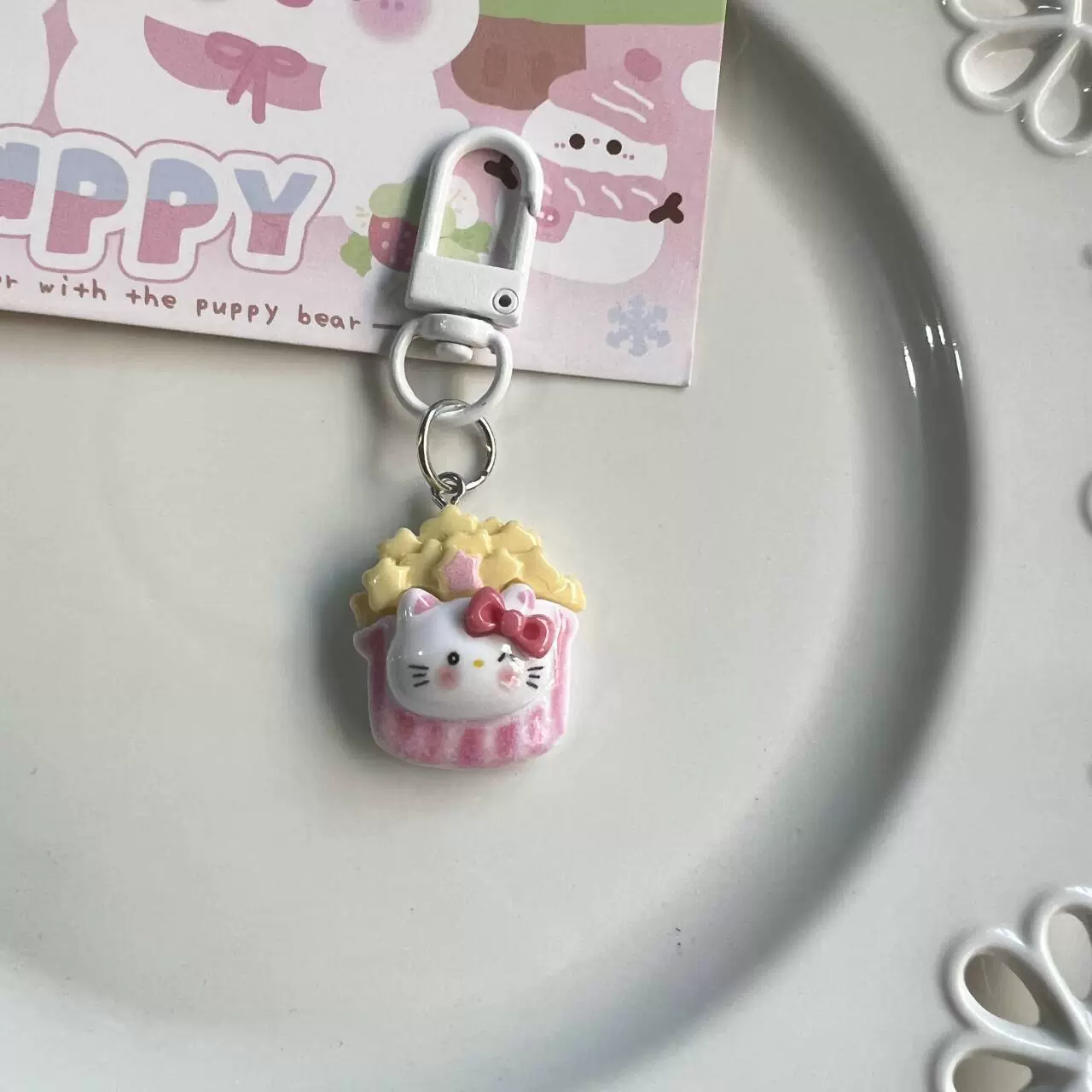Милый белый брелок-котик, мультяшный подвес с карабином-молнией, 3,25×2,25 см, подарок