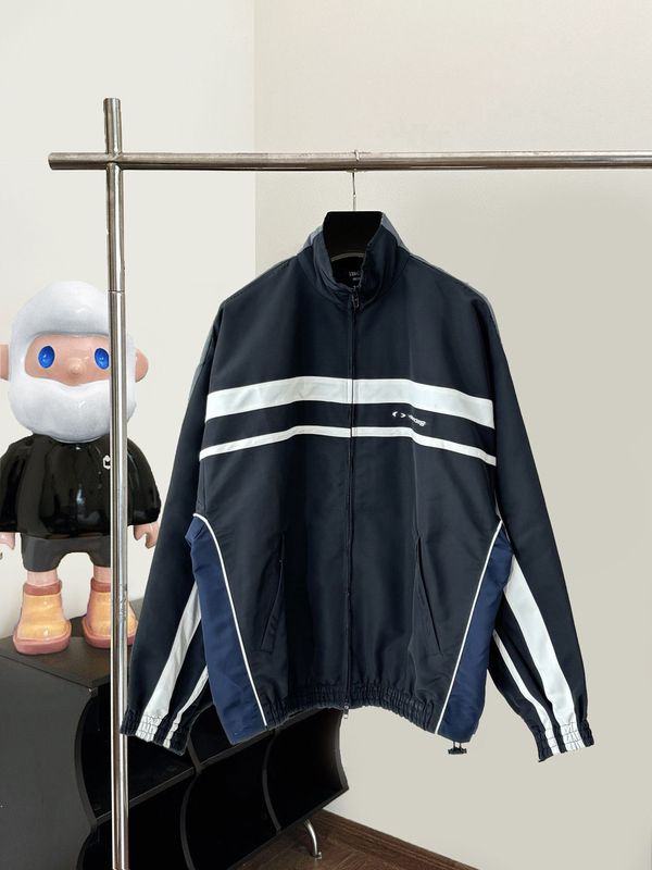 パリの正しいバージョン B フロントとバックのステッチコントラストストライプカジュアルパンツスーツ B トレンディなハイバージョンスタンドカラージャケット|undefined