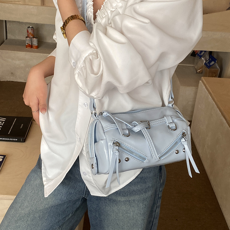 Fashionable Versatile Motorcycle Armpit Shoulder Crossbody Bag_voghion.com