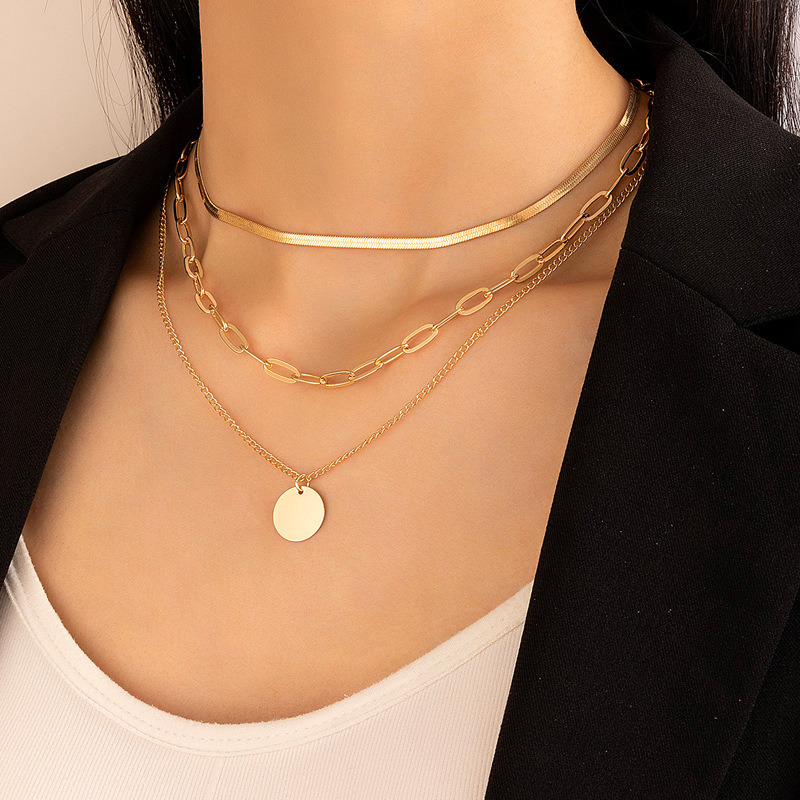 Simple Alloy Disc Hollow Multi-layer Necklace display picture 2