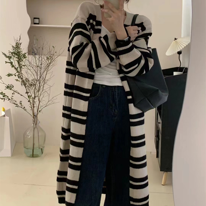24 invierno Puyuan coreano suéter largo a rayas sueltas abrigo de mujer otoño invierno nuevo retro