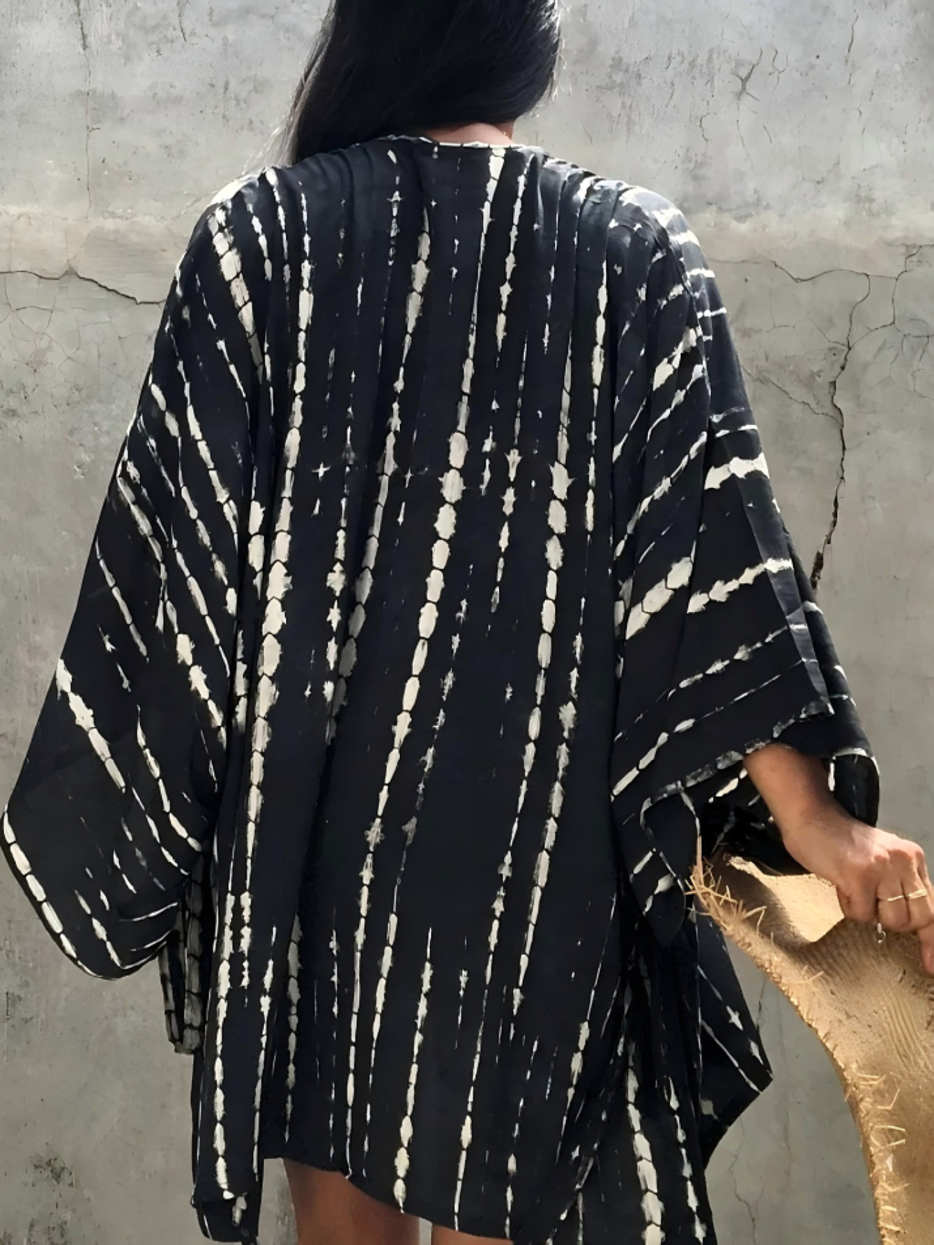 Cárdigan de rayón europeo y americano transfronterizo y kimono blusa suelta corta de todo fósforo camisa de protección solar de vacaciones junto al mar chal M0003