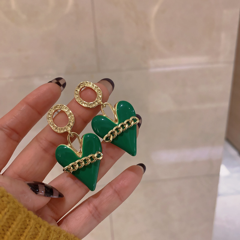 Oil Drop Chain Green Heart Earrings New Korean Three-dimensional Heart Earrings Female display picture 4