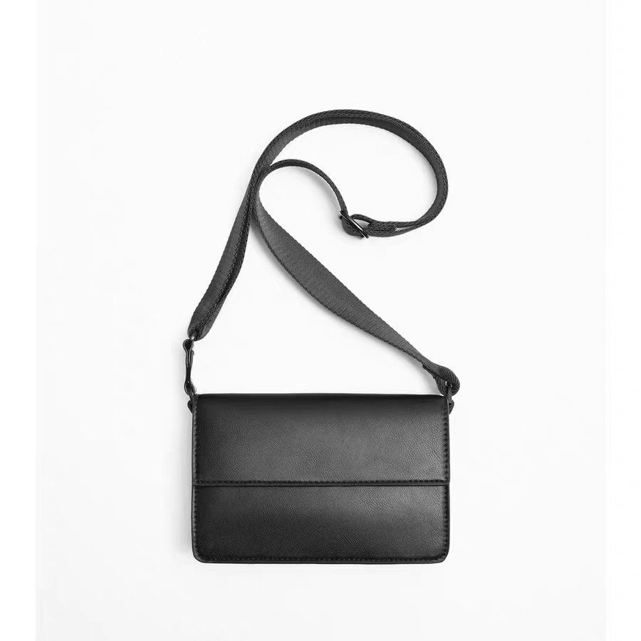 Men's Bag 2026 New Style High-End Men's Crossbody Bag Trendy Brand Ins Shoulder Bag Versatile Flap Small Square Bag for Women