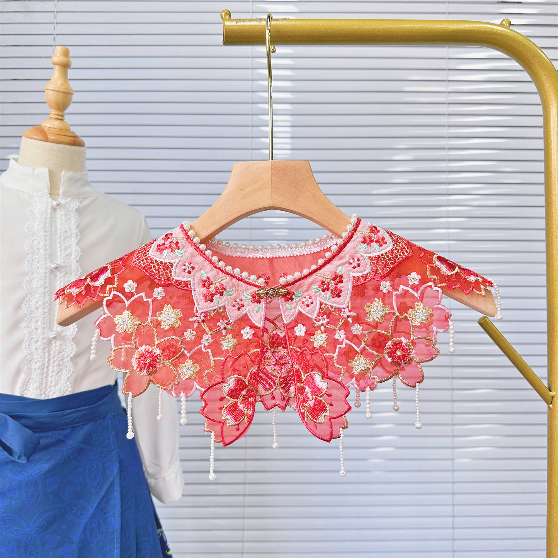 Collar bordado colorido con cuentas borla collar flor estilo antiguo hanfu chaleco falda niños vestido de mujer a juego collar falso
