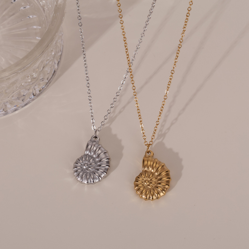 Titanium Steel Material Wholesale Jewelry Simple Style Conch Titanium Steel Plating Cable Chain Pendant Necklace