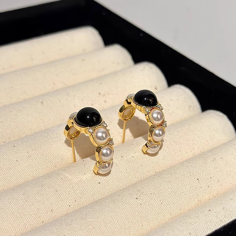 Retro black elegant earrings pearl